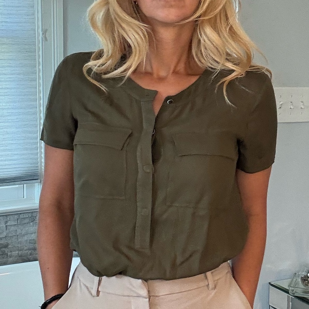Theory Olive Green Short Sleeve Blouse